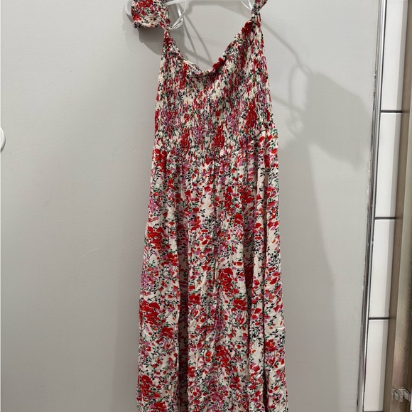 Floral Off-Shoulder Dress - Picture 3 of 4